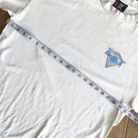 Vintage Destroyed 1993 Hard Rock Cafe Malibu Tee - Picture 6 of 8